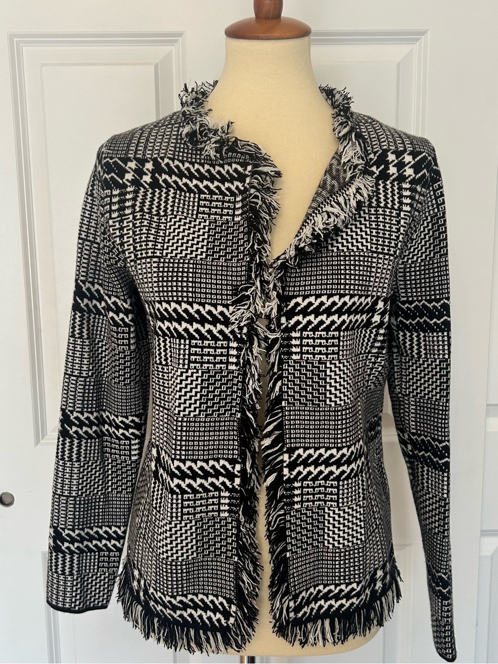 Black & White Patterned Fringe Open Sweater Jacket
